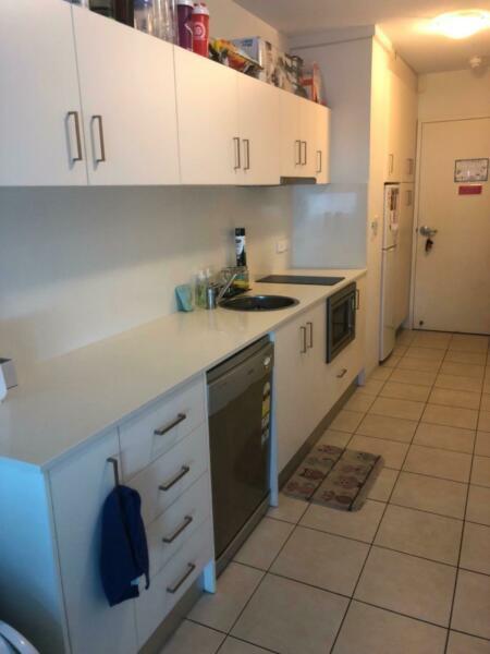 LEASE BREAK 350 P/W ZEST APARTMENT!!!!