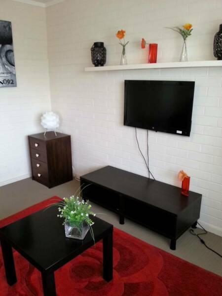Lovely West Perth Furnished Equipped Unit Free Wifi !!!