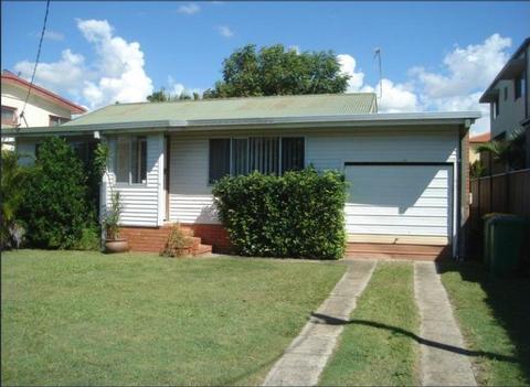 House for Rent in Biggera Waters