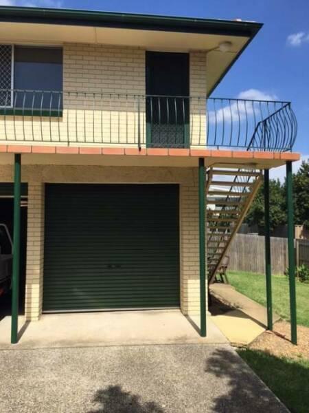 2 brs unit available in Bulimba