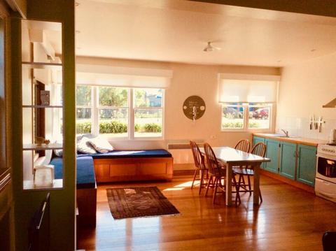 Dodges ferry cottage to rent