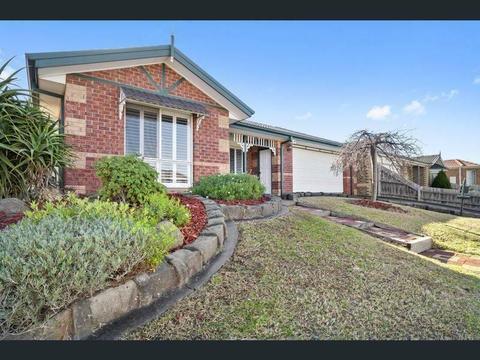 House FOR RENT IN DELAHEY, VIC