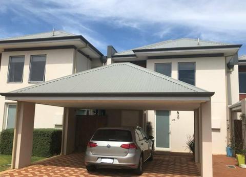DUNSBOROUGH Townhouse - Central, Modern, Secure AVAILABLE NOW