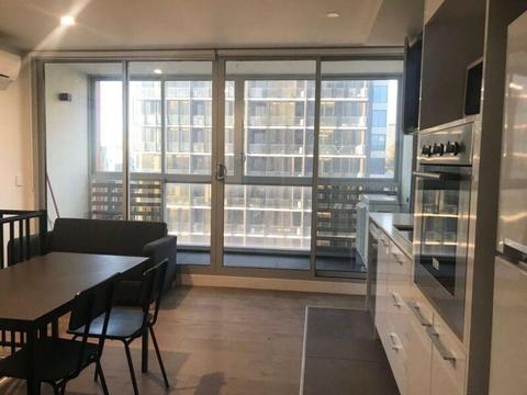 Amazing two bedrooms apartment at southern cross station