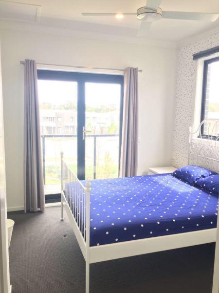 Room Available for FEMALE only at Fairwater Blacktown