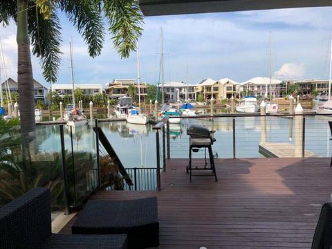 Huge room with own balcony in beautiful marina view house