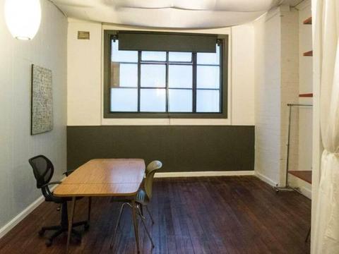 New York -Style Studio Workspace For Rent