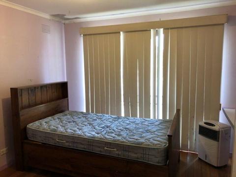 Room for rent in St.Albans