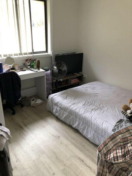 BEDROOM AVAILABLE TO RENT IN BROOKVALE