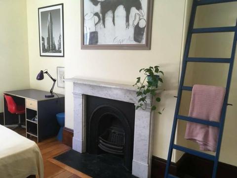 Sunny Spacious Furnished Room in Randwick