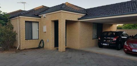 3 rooms to rent in StJames, walking distance to curtin university