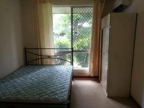 Main bedroom for rent (Woolworth Karama shopping centre)