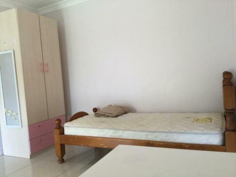 Bright and near new room for rent