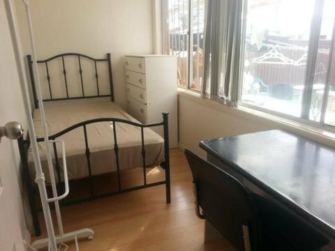 A small single room for rent Merrylands $160 per week