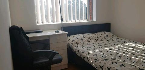 Single Bedroom Available for Rent