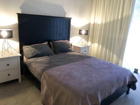 Master Bedroom with Ensuite & Walk in Robe