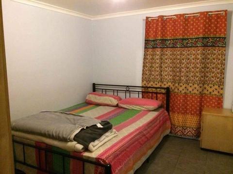 Shared Room in Granny Flat $150 with all bills included