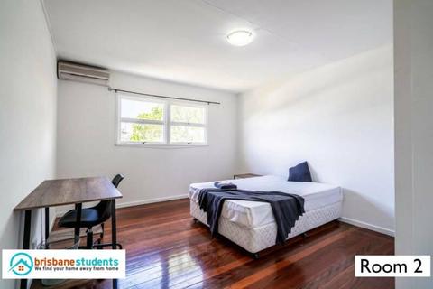 Share House in Chapel Hill - 816 Moggill Road