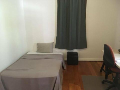 PRIVATE room available in ANNERLEY
