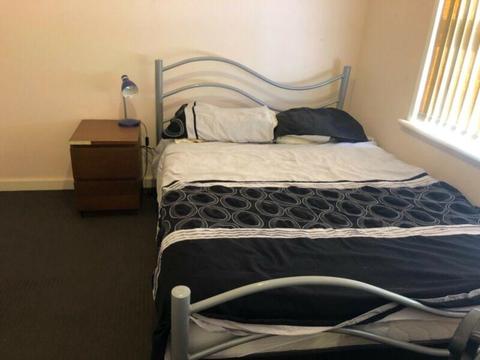 Spacious Single Room in Shared Furnished House