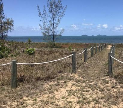 Beach Land at Tully Heads - Make an Offer?