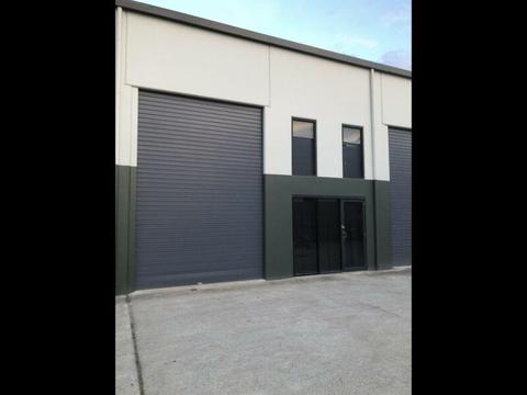 Commercial building Capalaba 109 m2
