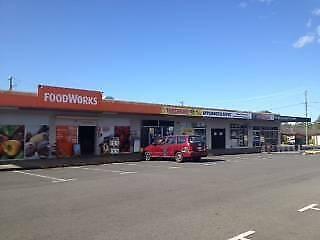 SHOP FOR LEASE IN BUSY MARYBOROUGH SHOPPING COMPLEX