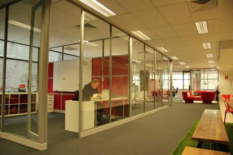 Offices and cubicles - Lonsdale St Melbourne CBD