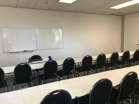 LARGE MELB CBD CLASSROOM/ ADMIN SPACE AVAILABLE FOR SUB-LEASE