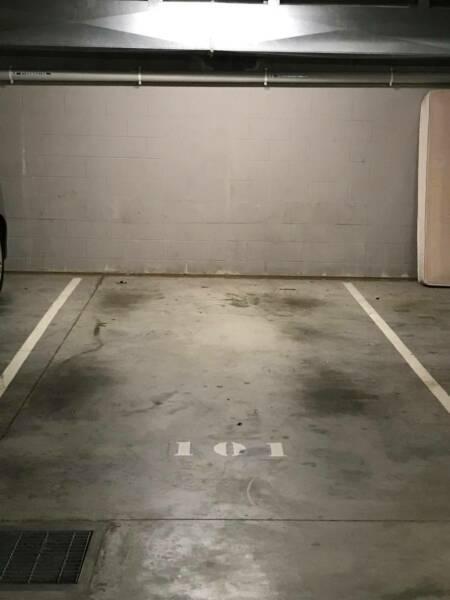 Secured Car Park Space For Rent