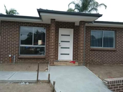 2 BR detached house for lease in Macquarie Fields