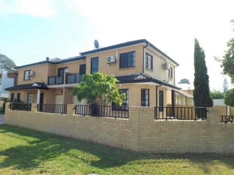 FOR LEASE, 113 Helen St Sefton, 4 BEDS, $620 P/W