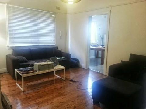 Walk to Station- One Bedroom Plus Study-Unfurnished or Furnished