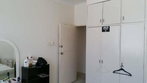 Large 2 bedroom flat in Stuart Park