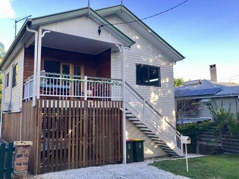 Beautiful cottage for Rent in Kelvin Grove 2Bed/1bath