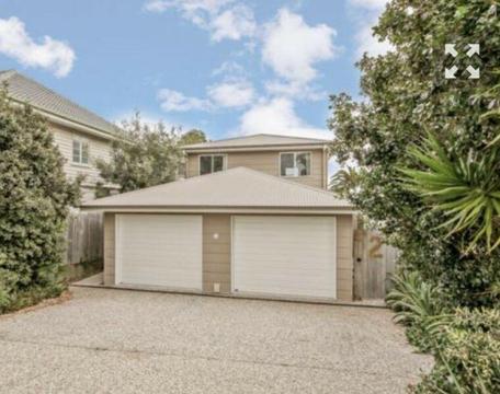 Semi-Detatched 3 Bed House to Rent in Wynnum