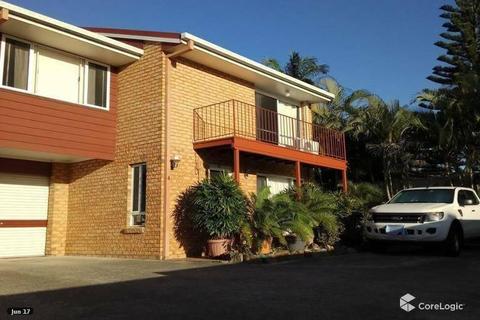 3 Bedroom Townhouse fully Renovated in Beenleigh