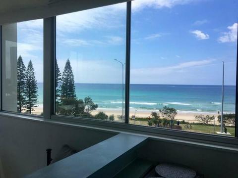 Beachfront Apartment in a Great Surfers Location- Bills included!