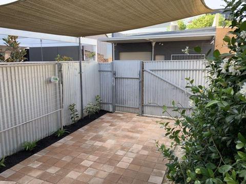 For Rent row heritage cottage in CBD