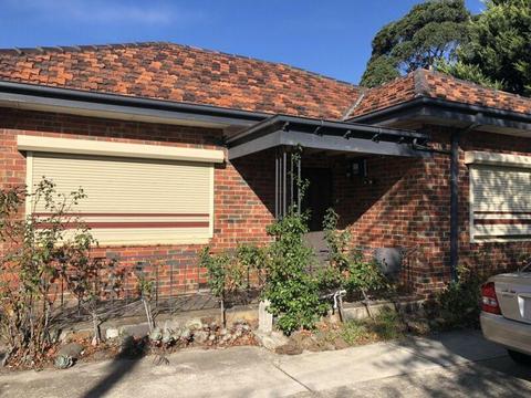 House for rent in oakleigh