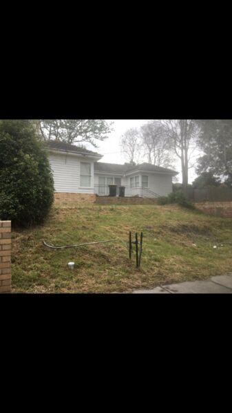 House for rent in Mentone close to thrifty park shops