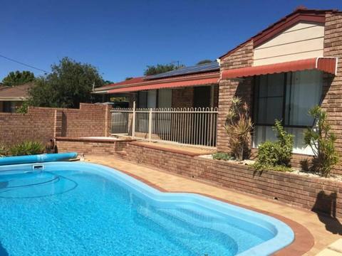 Heathridge - Spacious Family Home with Swimming Pool