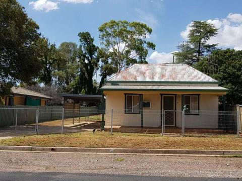 3 bedroom house - Wellington NSW - Reduced for quick sale