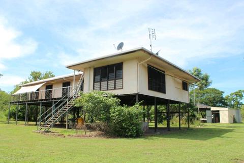 For Sale HOUSE with horse round yard. Marrakai