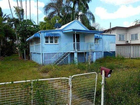 2 bdrm house, tropical location