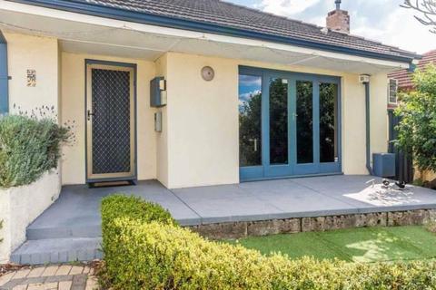 Cosy and beautiful Dianella character family home