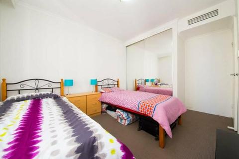 AVAILABLE SOON! RESERVE NOW! NICE TWIN SHARED ROOM
