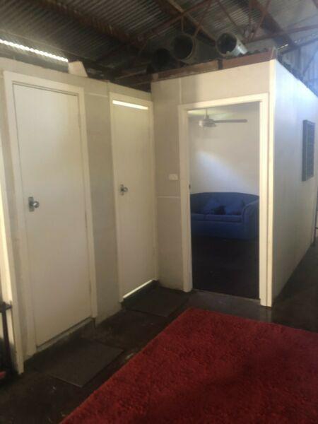 Room to rent in big side shed