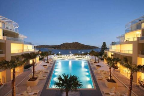 4.5 Star Accommodation @ Ettalong Beach Resort - Deluxe Spa Suite