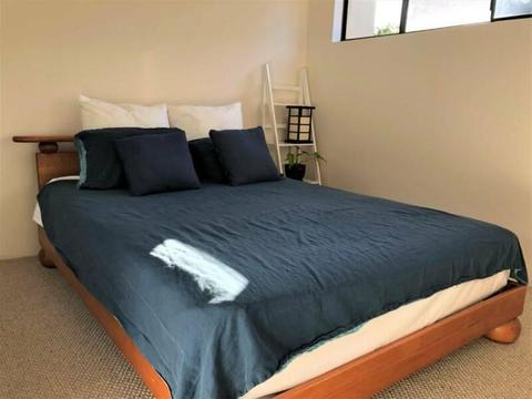 Short-term Room For Rent 15 Minutes Walk to Noosa Main Beach